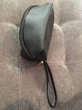 Unbranded Black Saffiano Vegan Leather Makeup Case with Wristlet